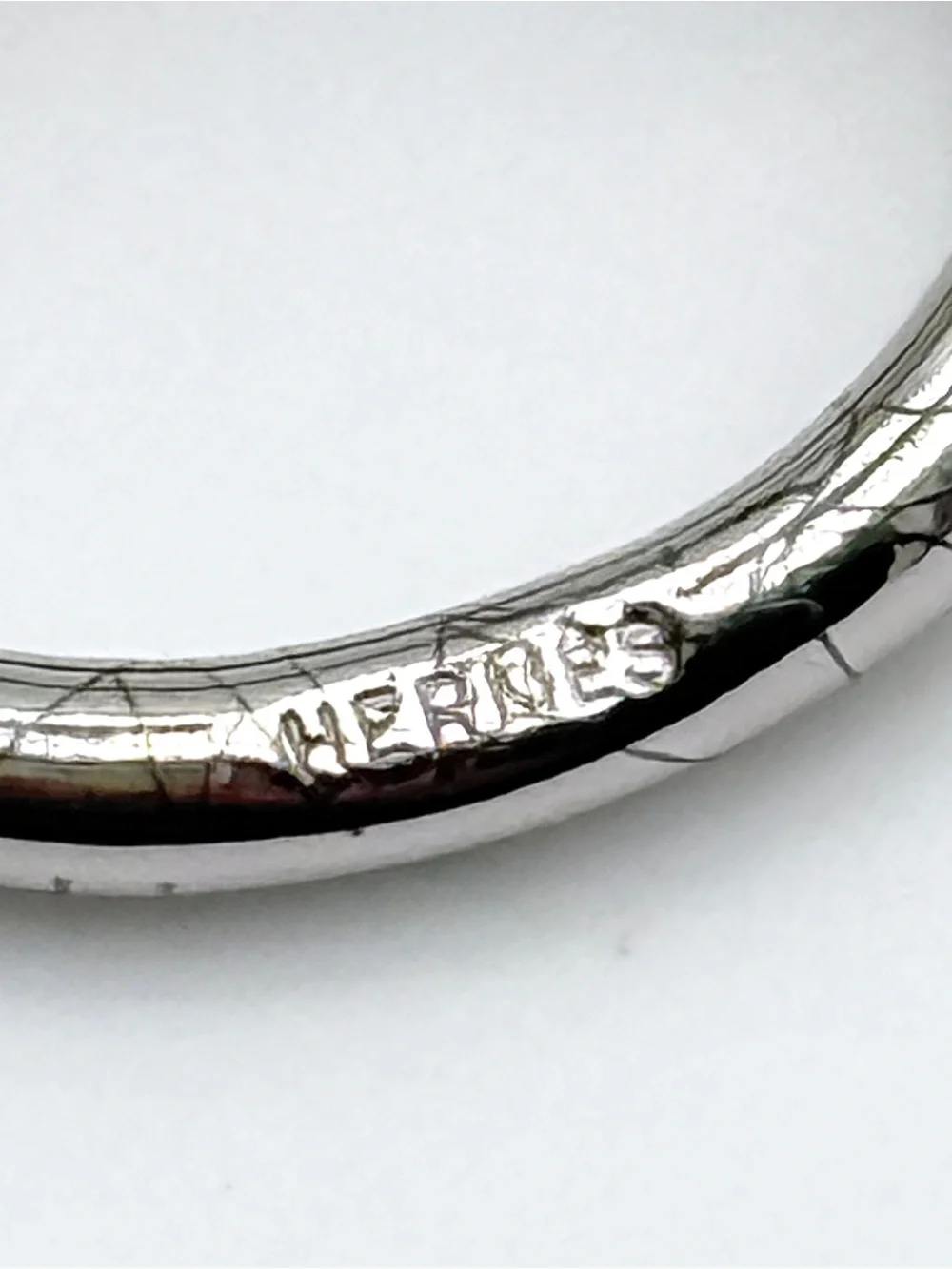Vintage Hermès Silver Jumbo Scarf Ring with Box - Picture 10 of 10